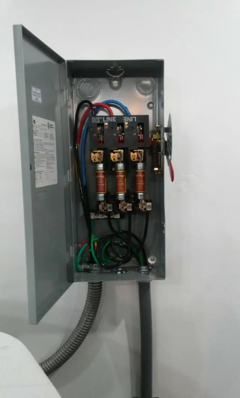 Three-phase disconnect switch installed for Electrical Wiring & Rewiring in Niskayuna